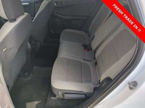 Used 2022 Ford Escape SE w/ Cold Weather Package image 17