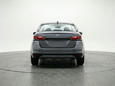 Used 2025 Nissan Versa SV FWD image 7