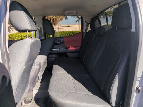 Used 2021 Toyota Tacoma SR image 17