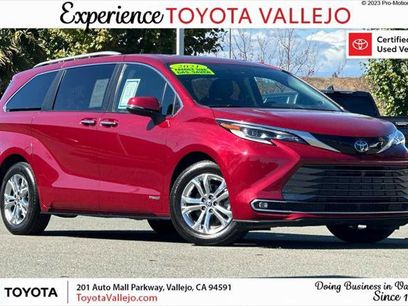 Certified 2021 Toyota Sienna Platinum