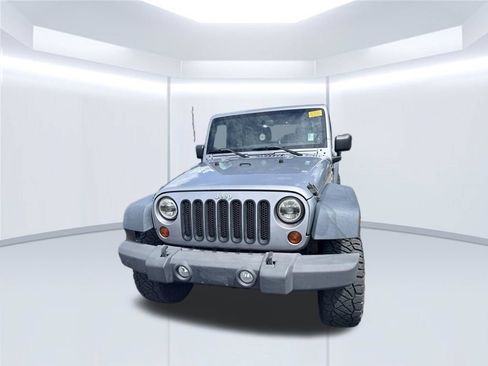 Used 2013 Jeep Wrangler Unlimited Sport AWD/4WD image 2