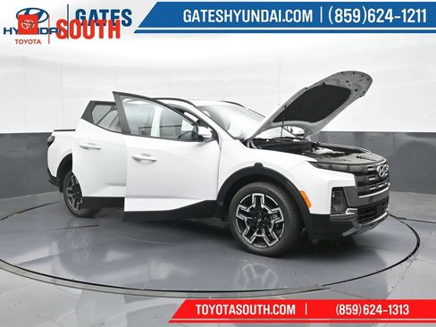 Used 2025 Hyundai Santa Cruz Limited AWD/4WD image 60