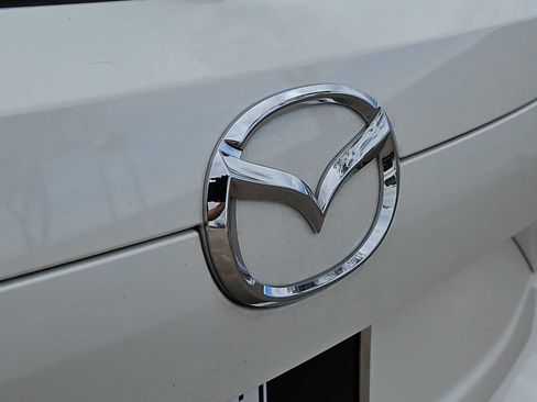 Used 2020 MAZDA CX-5 Touring image 11