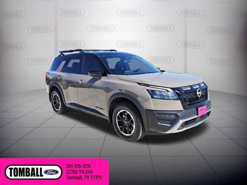 Used 2024 Nissan Pathfinder Rock Creek image 10