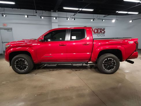 New 2026 Toyota Tacoma TRD Sport image 4