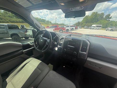 Used 2016 Ford F150 XLT AWD/4WD image 7
