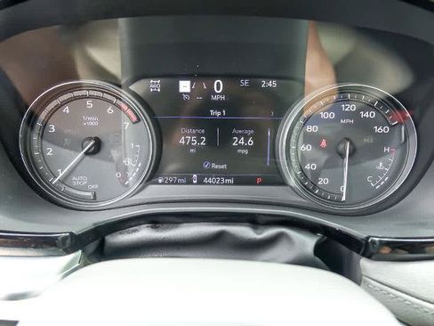 Used 2023 Cadillac XT5 Premium Luxury w/ Technology Package AWD/4WD image 14