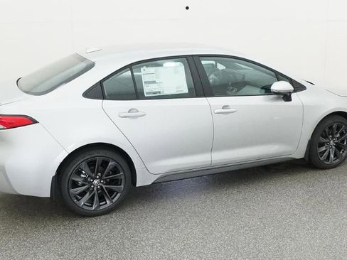 New 2026 Toyota Corolla SE FWD image 10