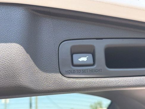 Used 2021 Honda CR-V EX-L image 19