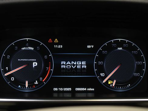 Used 2013 Land Rover Range Rover Supercharged image 20