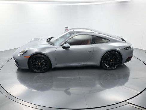 Used 2024 Porsche 911 Carrera image 33