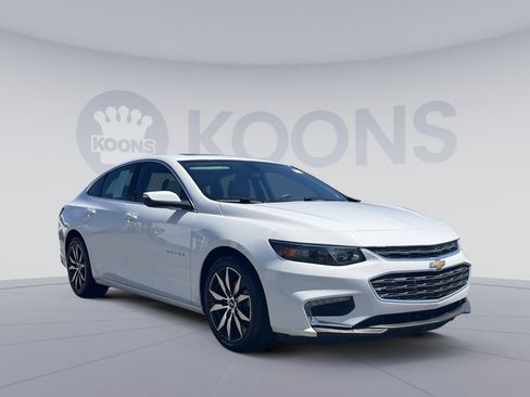 Used 2016 Chevrolet Malibu LT w/ Leather Package FWD image 18