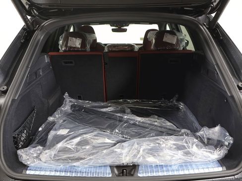 New 2025 Audi SQ5 Premium Plus image 15