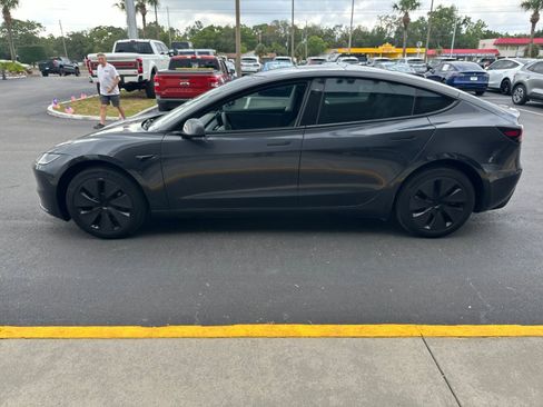 Used 2025 Tesla Model 3 Long Range RWD image 6