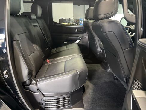 Used 2024 Toyota Tundra Platinum AWD/4WD image 21