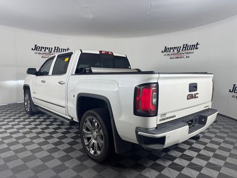Used 2017 GMC Sierra 1500 Denali w/ Denali Ultimate Package AWD/4WD image 9