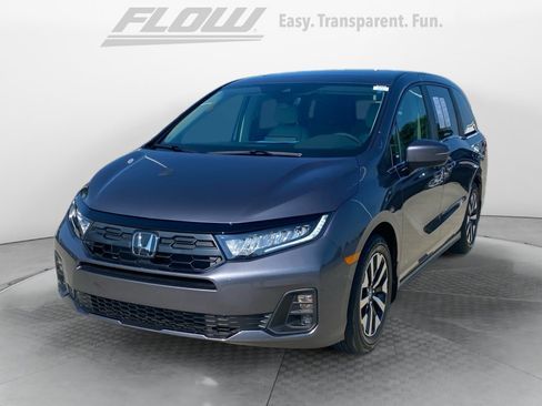 Certified 2026 Honda Odyssey EX-L image 4