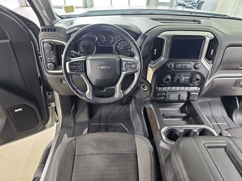 Used 2019 Chevrolet Silverado 1500 RST image 19