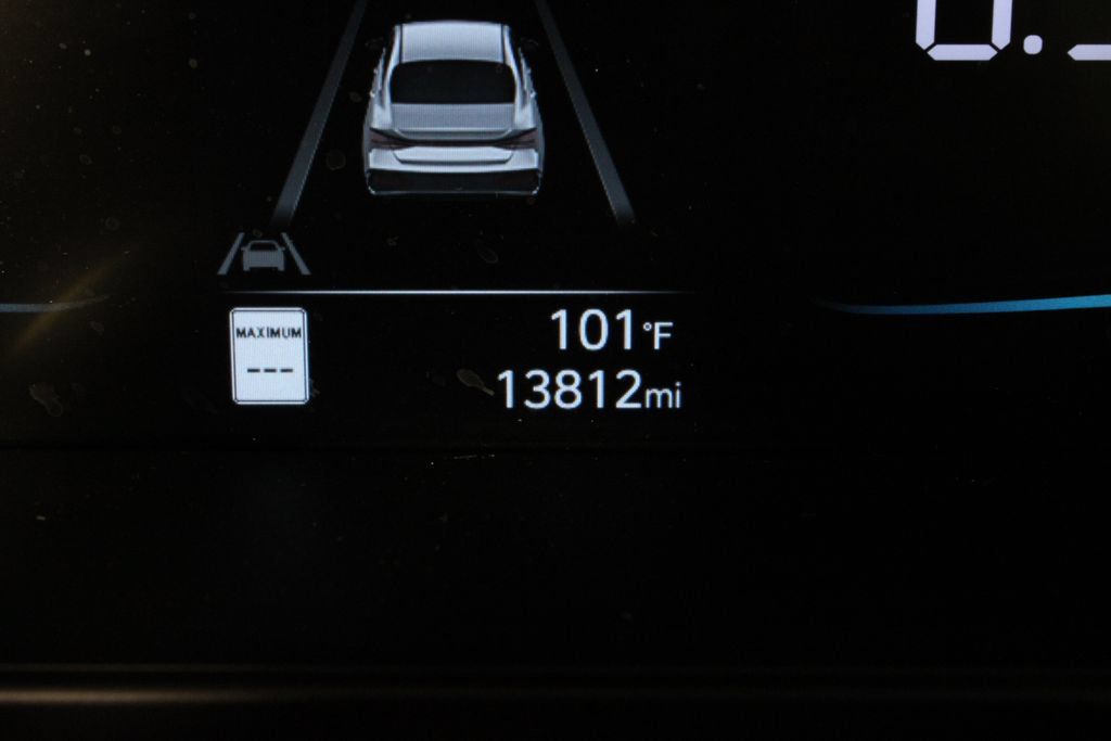Certified 2025 Hyundai Elantra Sport FWD image 28