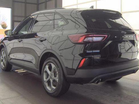 Used 2025 Ford Escape ST-Line image 11