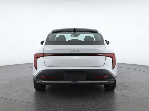 Used 2025 Kia K4 LXS image 7