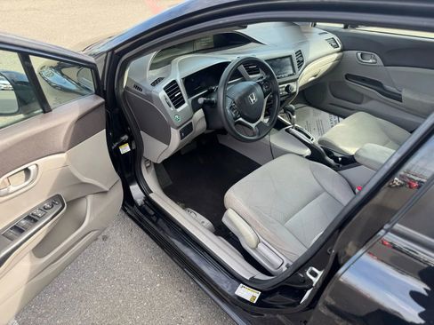 Used 2012 Honda Civic LX image 9