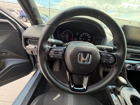 Used 2023 Honda Civic Sport image 10