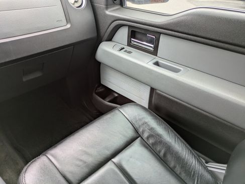Used 2014 Ford F150 XLT w/ Equipment Group 302A Luxury AWD/4WD image 19