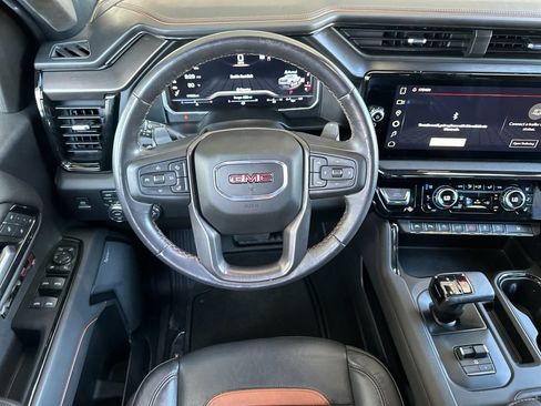 Used 2022 GMC Sierra 1500 AT4 w/ AT4 Premium Package AWD/4WD image 13