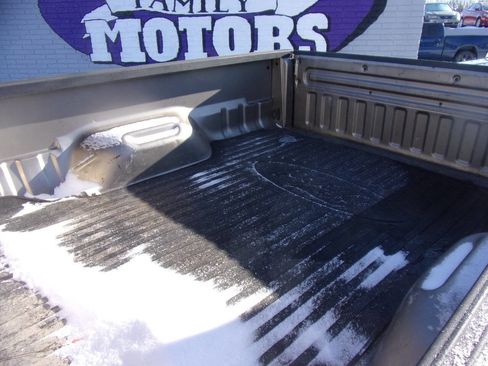 Used 2003 Ford F250 XLT image 4