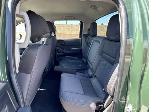 Used 2025 Nissan Frontier SV RWD image 15