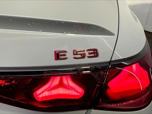 New 2026 Mercedes-Benz E 53 AMG e 4MATIC Sedan image 6