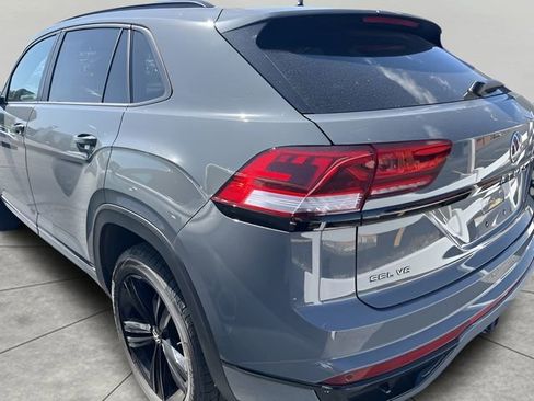 Used 2023 Volkswagen Atlas Cross Sport SEL R-Line AWD/4WD image 3