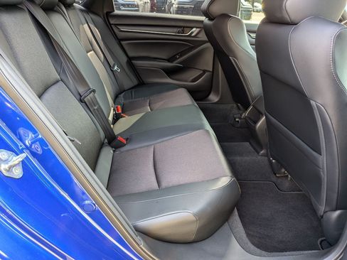 Used 2018 Honda Accord Sport image 20
