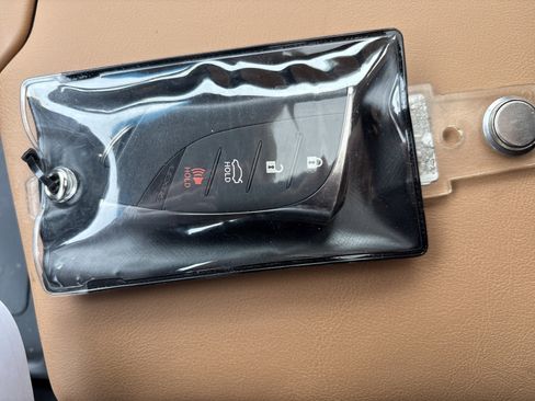 Certified 2024 Lexus ES 350 350 w/ Premium Package image 13