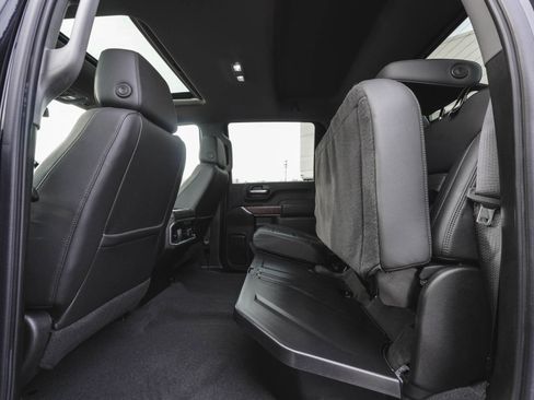 Used 2022 GMC Sierra 3500 Denali image 35