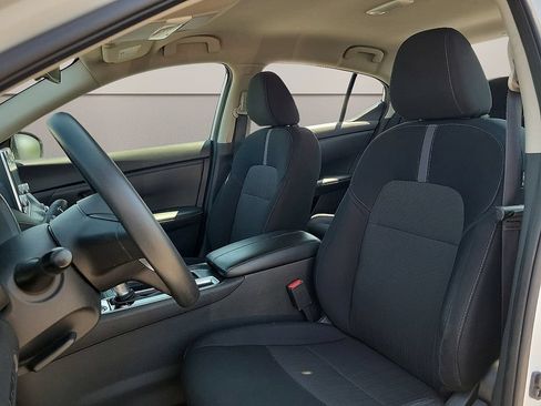 Used 2024 Nissan Sentra SV w/ Trunk Package FWD image 10
