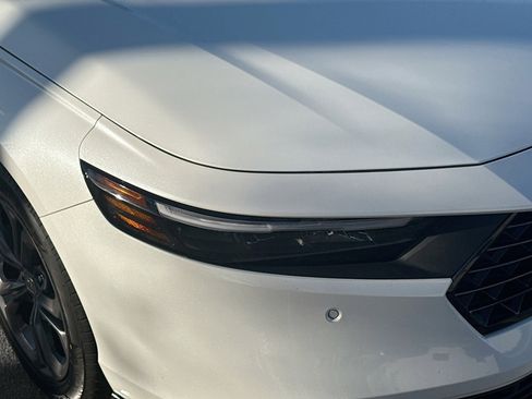 Used 2024 Honda Accord EX-L image 32