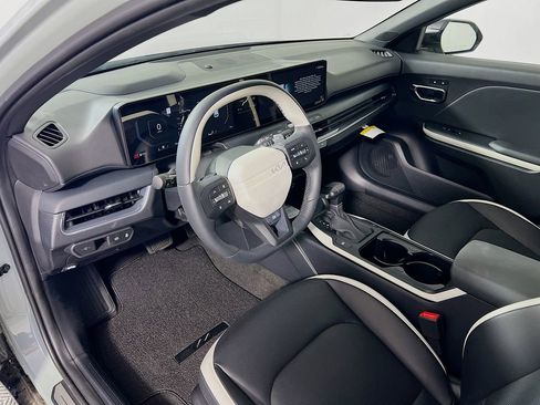 New 2026 Kia K4 EX FWD image 8