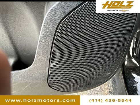 Used 2025 Chevrolet Trax LT w/ Driver Confidence Package image 25