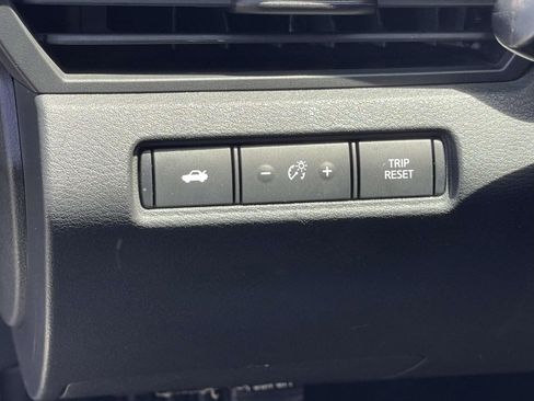 Used 2019 Nissan Altima 2.5 S FWD image 17
