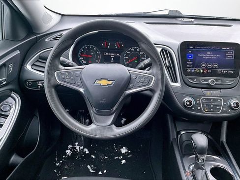 Used 2023 Chevrolet Malibu LT image 8