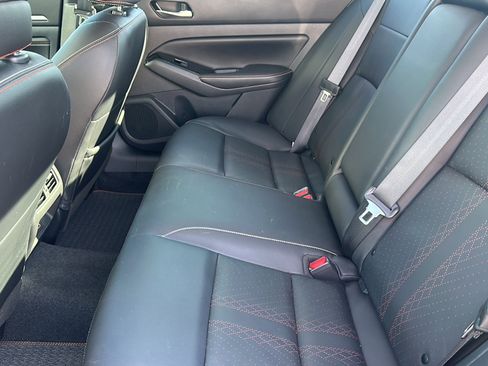 Used 2023 Nissan Altima 2.0 SR image 18