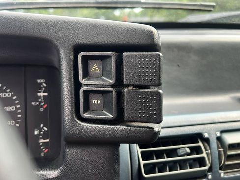 Used 1989 Ford Mustang LX RWD image 19