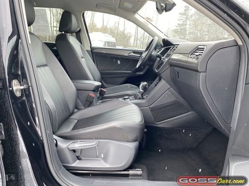 Used 2024 Volkswagen Tiguan SE image 5