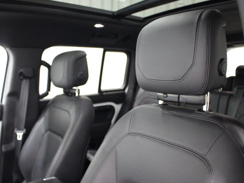 Used 2024 Land Rover Defender 130 S AWD/4WD image 4