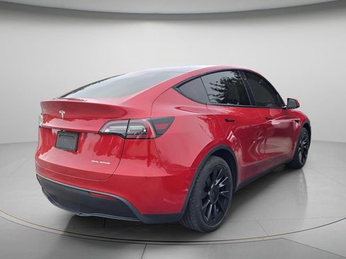 Used 2021 Tesla Model Y Long Range AWD/4WD image 5