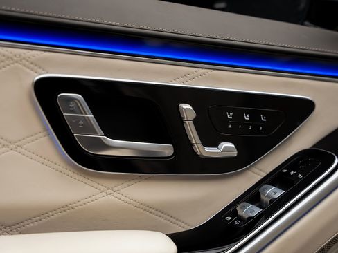 Used 2024 Mercedes-Benz Maybach S 580 4MATIC image 66