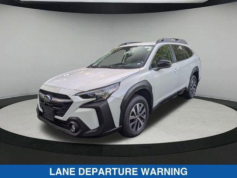 Certified 2025 Subaru Outback Premium image 5