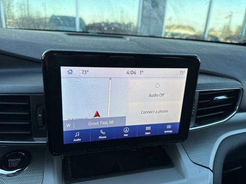 Used 2023 Ford Explorer XLT w/ Equipment Group 202A image 6